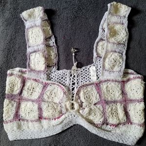 Crop top crochet Hand-made.  I DO NOT ACCEPT RETURNS